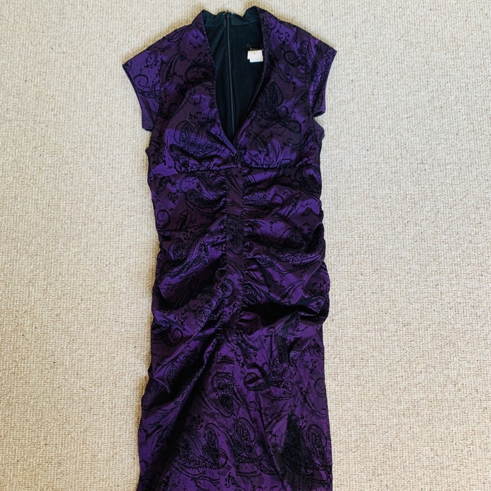 Xscape Mermaid Style Shimmering dress